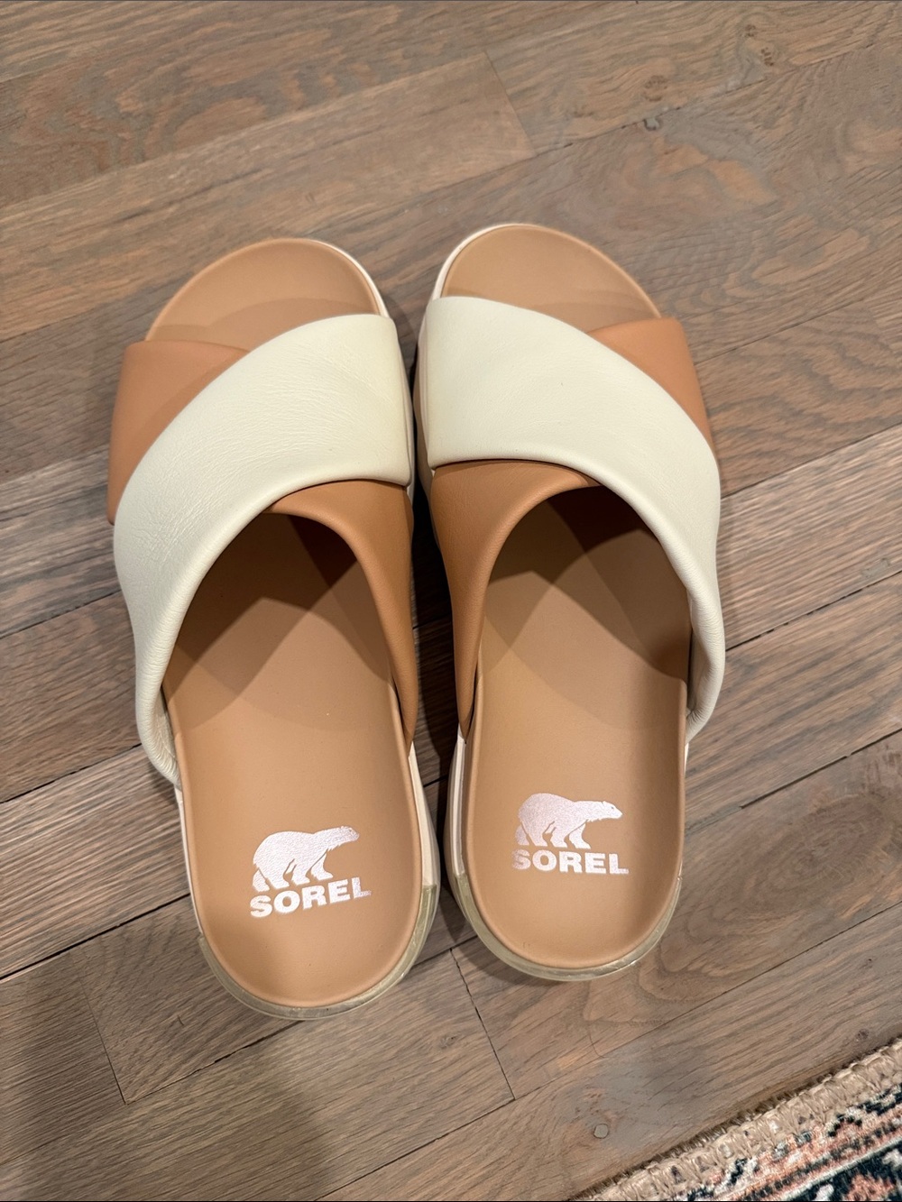 Sorel Women's Crossover Slide Sandals in Cream and Tan